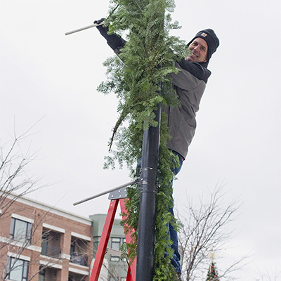 Holiday-exterior-worker